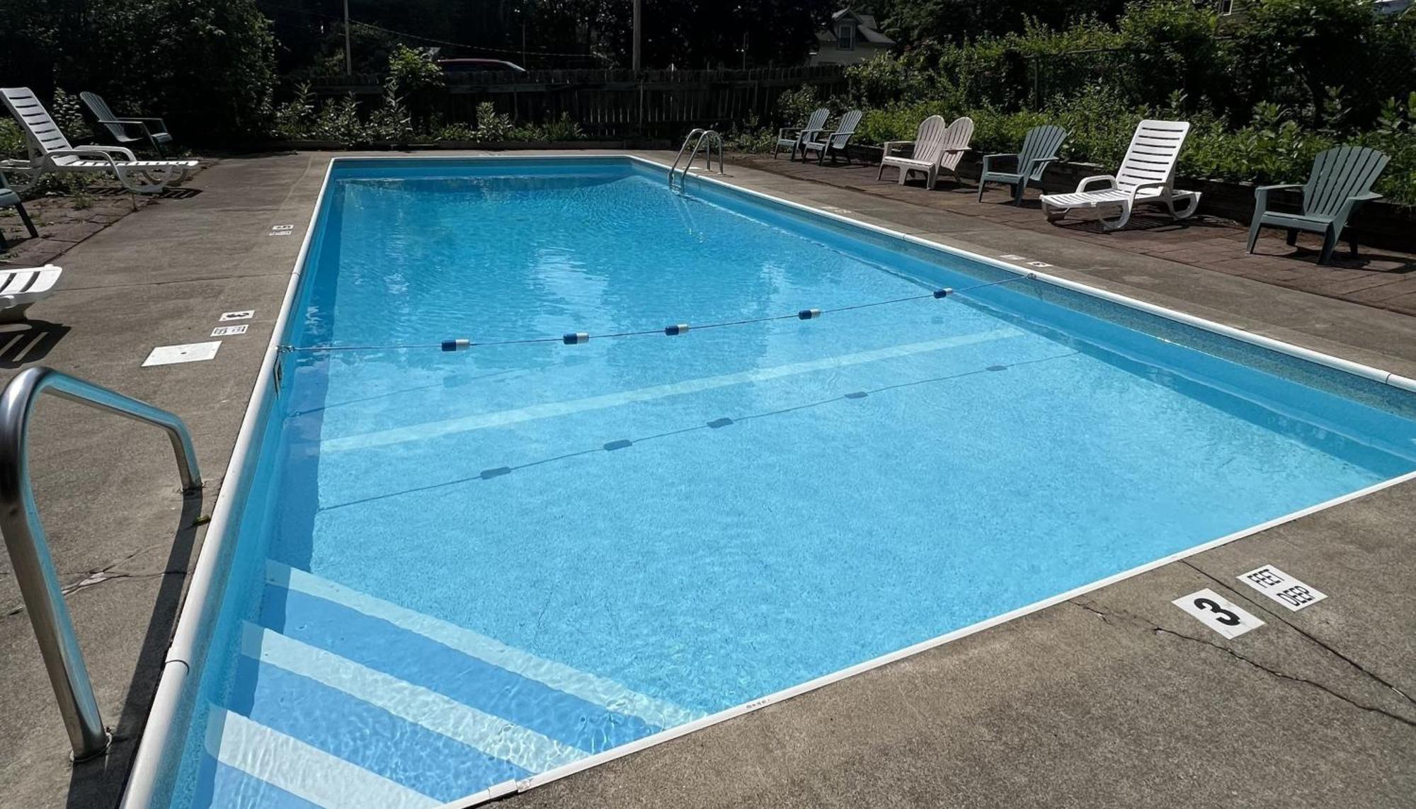 Lake Luzerne Motel Luzerne מראה חיצוני תמונה