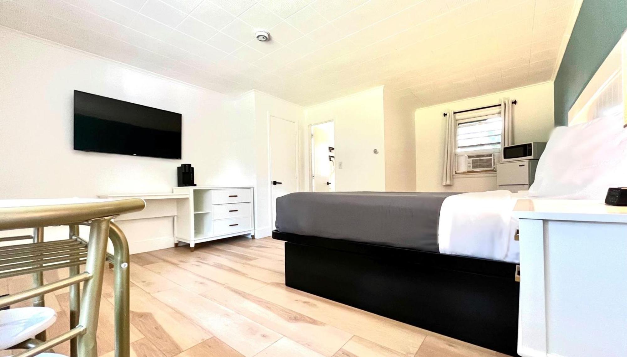 Lake Luzerne Motel Luzerne מראה חיצוני תמונה