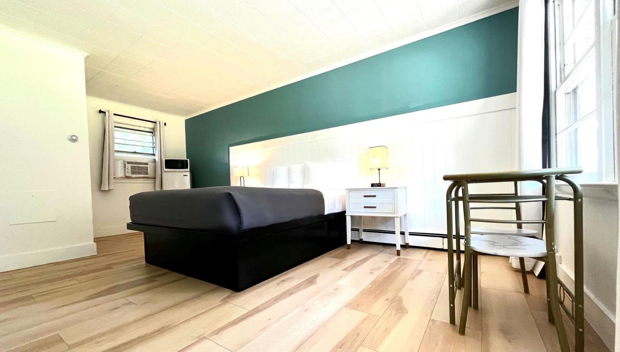 Lake Luzerne Motel Luzerne מראה חיצוני תמונה